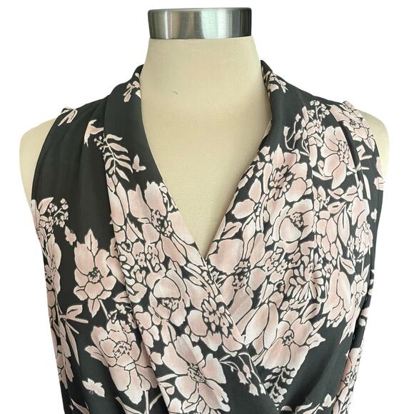 CAbi Rosewater Faux Wrap Sleevelss Blouse Floral MED Spring Summer Career Work - Picture 2 of 8